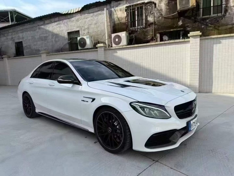 广州16年奔驰AMG3