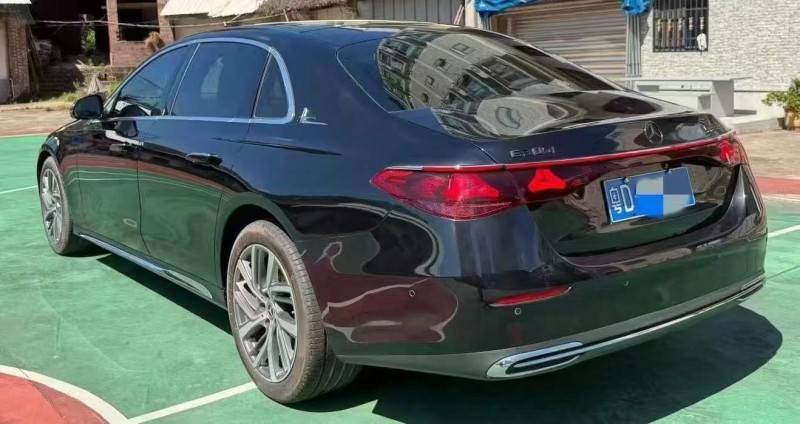 广州24年奔驰E8