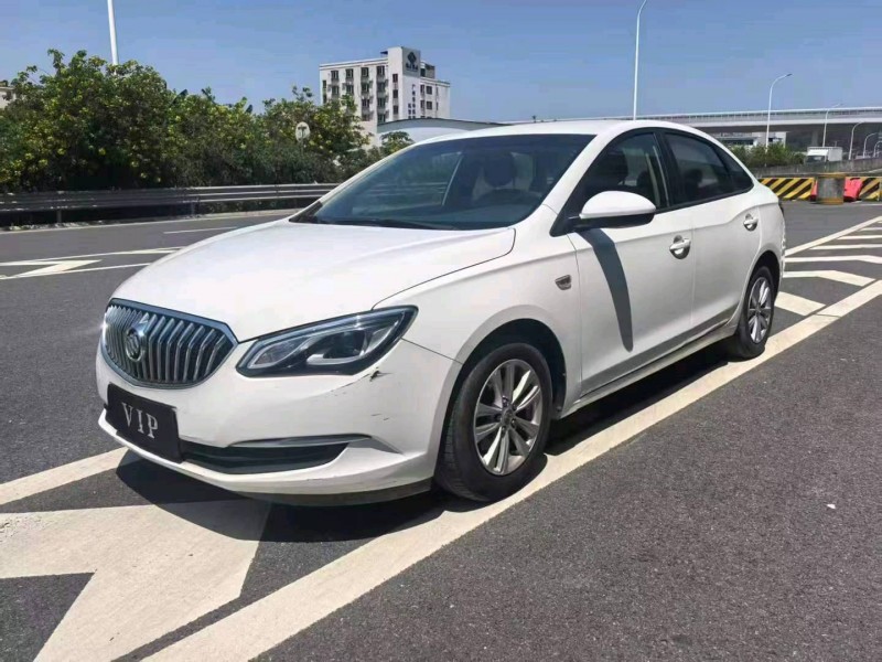 广州16年别克英朗2