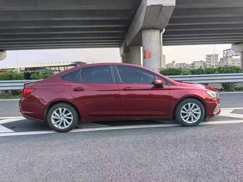 广州18年别克威朗5