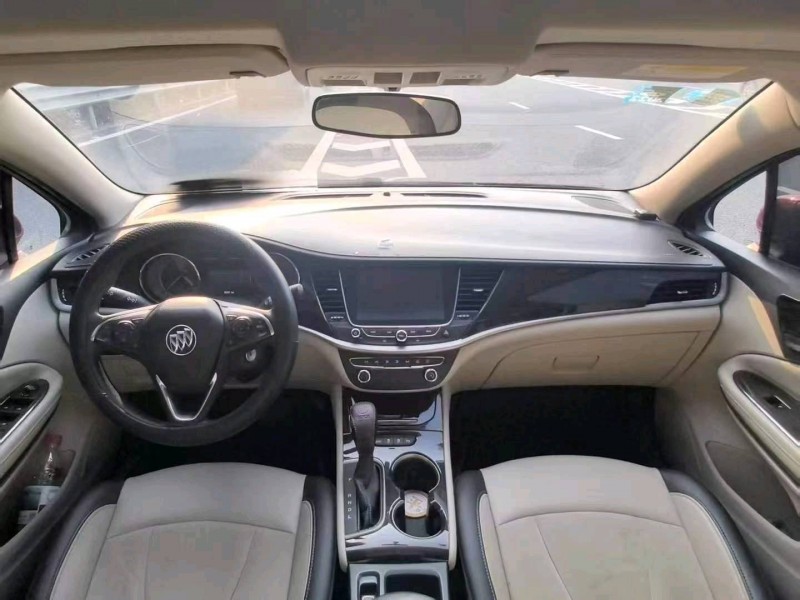 广州18年别克威朗6