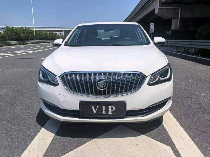 广州16年别克英朗1