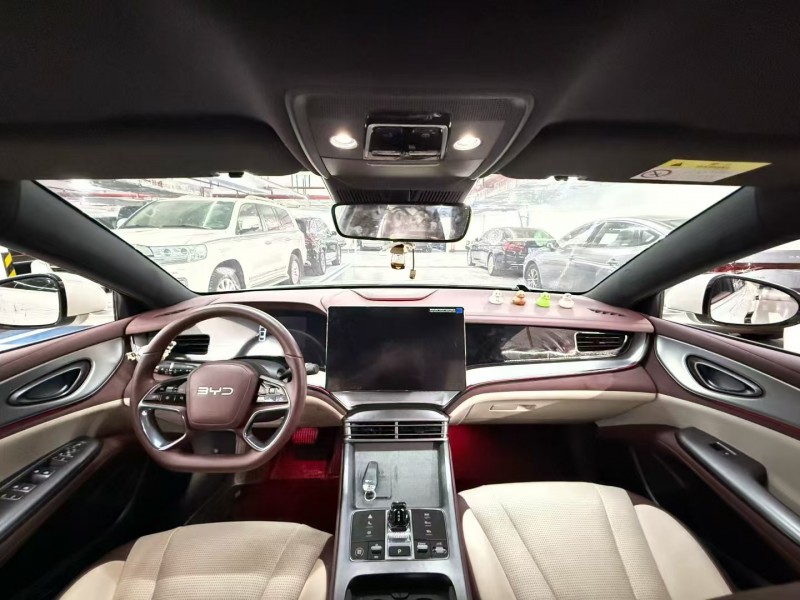 广州24年比亚迪海豹5