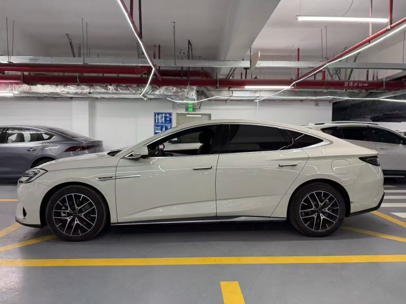 广州24年比亚迪海豹7