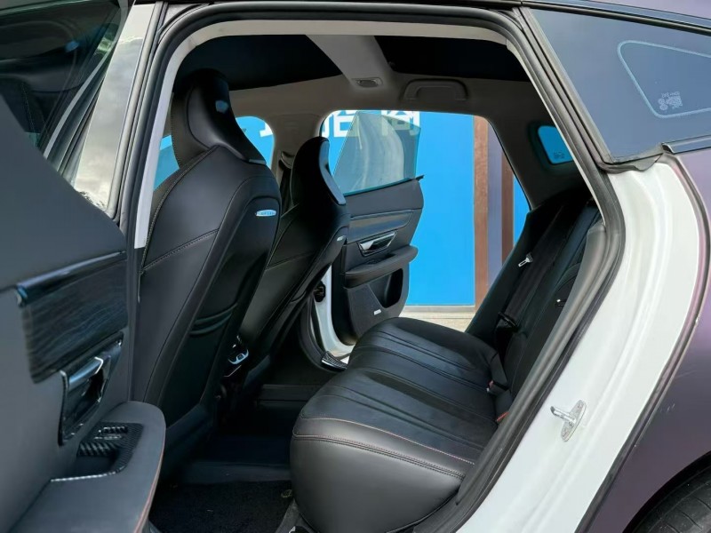 广州21年小鹏汽车p74