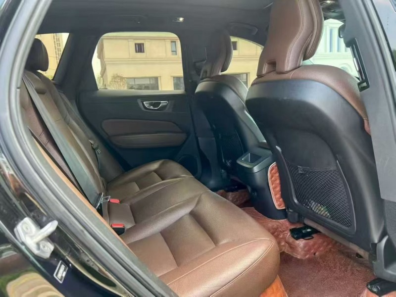 郑州20年沃尔沃XC604