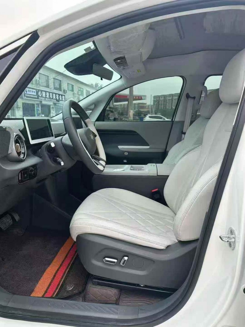 邢台25年极狐汽车阿尔法5