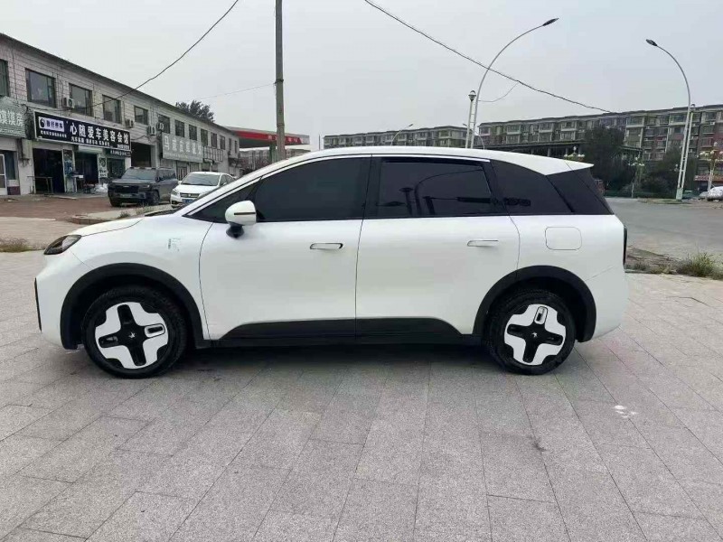 邢台25年极狐汽车阿尔法8