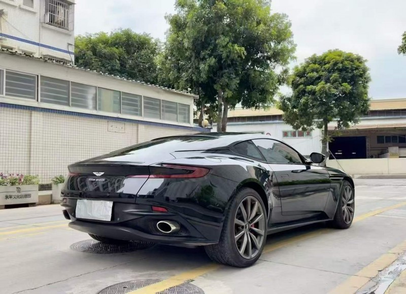 广州18年阿斯顿·马丁DB118