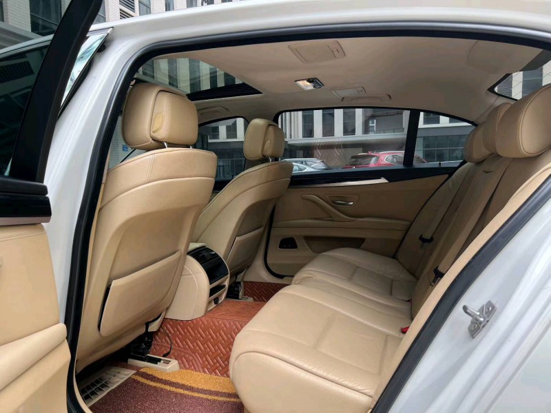 广州12年宝马5系5