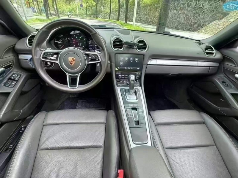 广州18年保时捷Boxster3