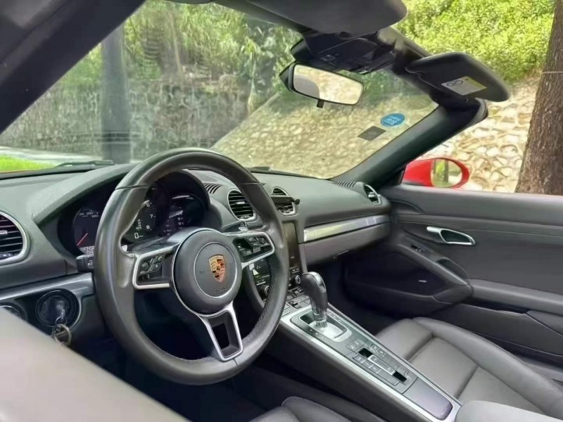 广州18年保时捷Boxster4