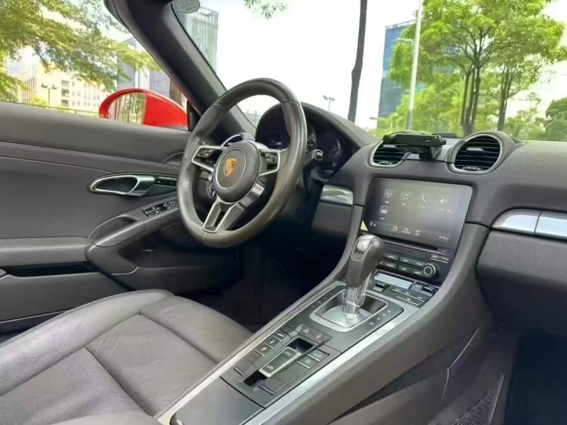 广州18年保时捷Boxster6