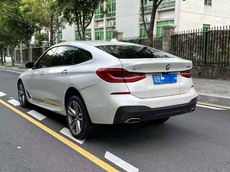 广州20年宝马6系7