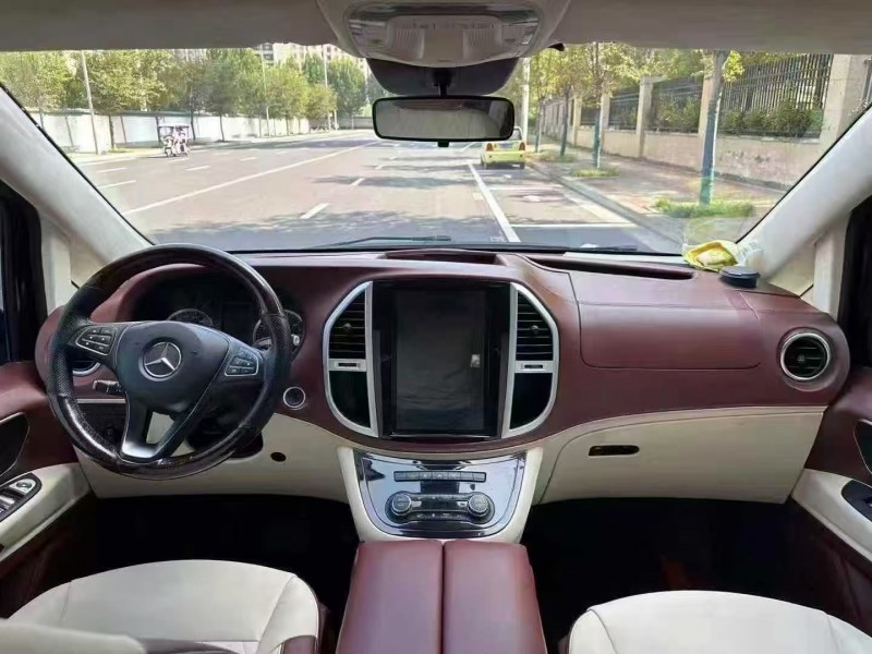 郑州18年奔驰威霆4