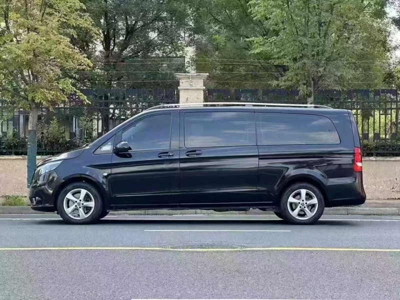 郑州18年奔驰威霆7