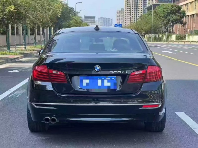 郑州15年宝马5系9