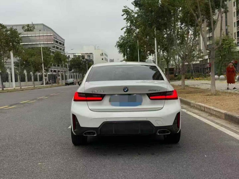 荆门23年宝马3系8