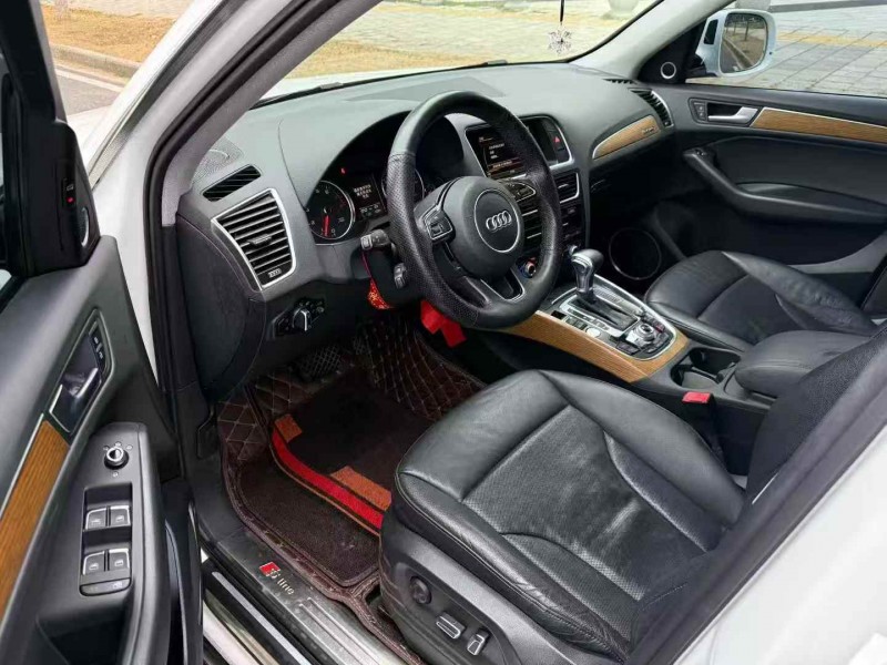 武汉16年奥迪Q57