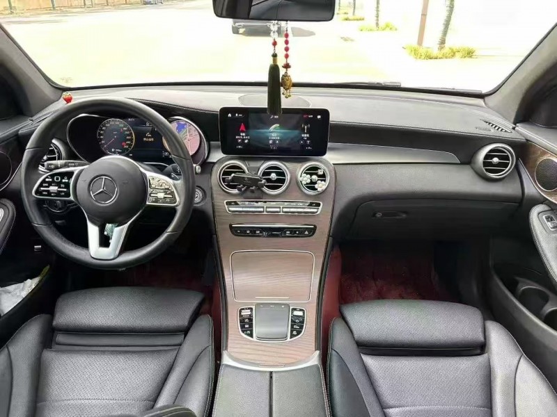 郑州20年奔驰GLC5