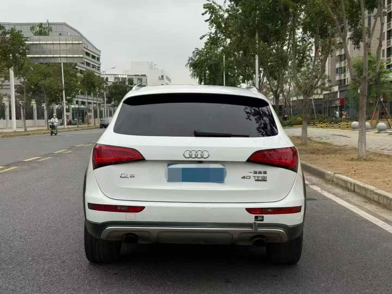 武汉16年奥迪Q59