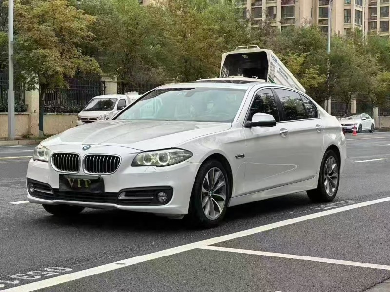 郑州17年宝马5系3