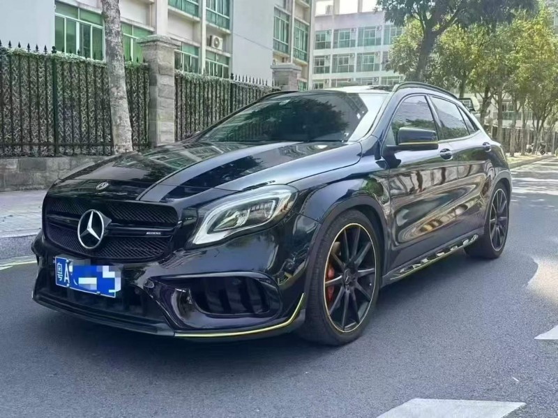 广州18年奔驰GLA2