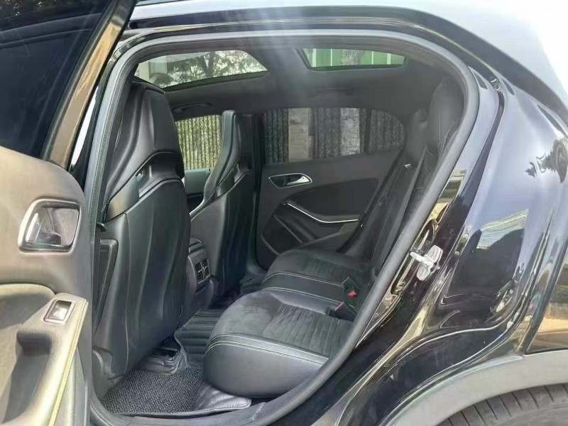 广州18年奔驰GLA6