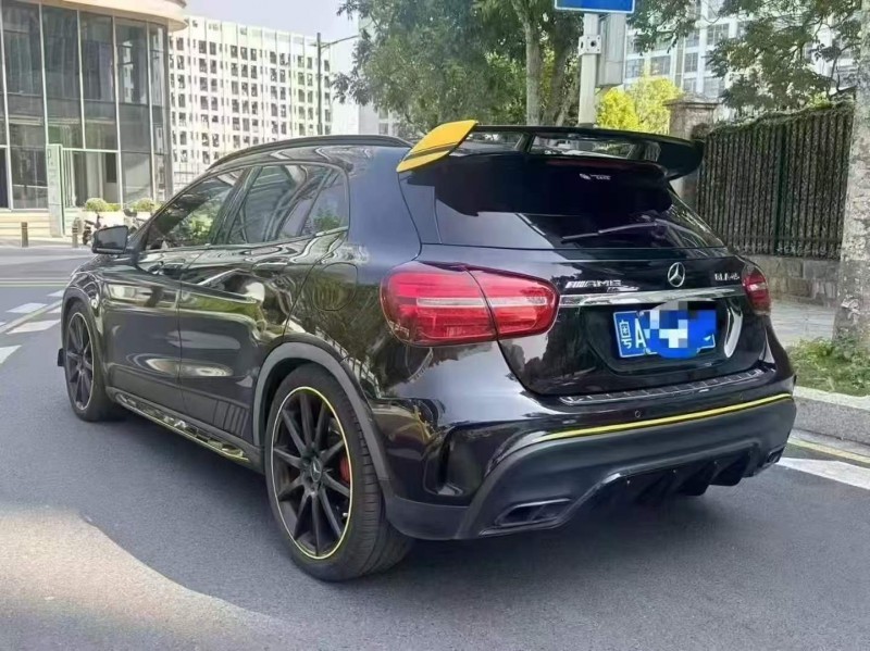 广州18年奔驰GLA8