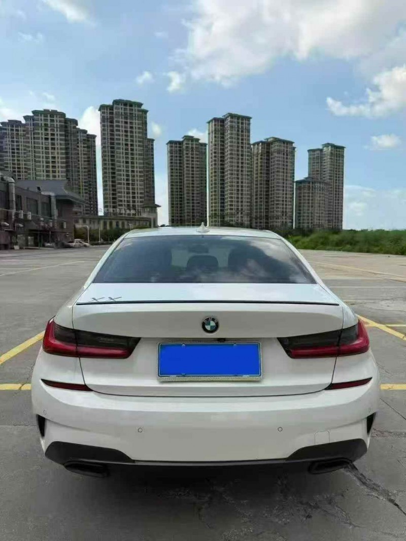 佛山20年宝马3系8