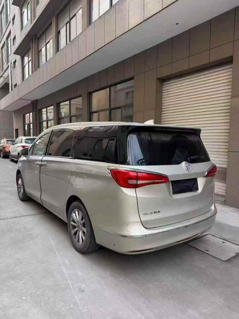 嘉兴19年别克GL89