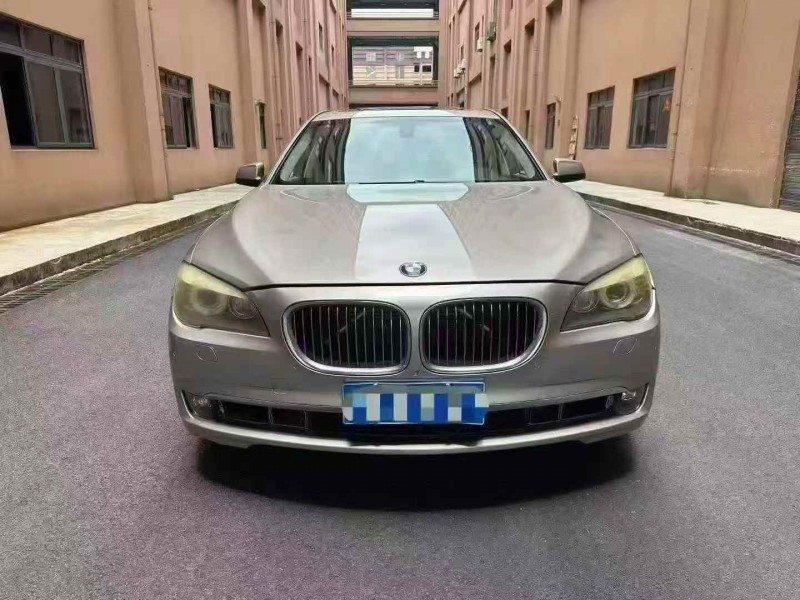 重庆13年宝马7系1