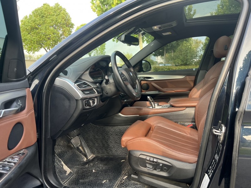 盐城19年宝马X64