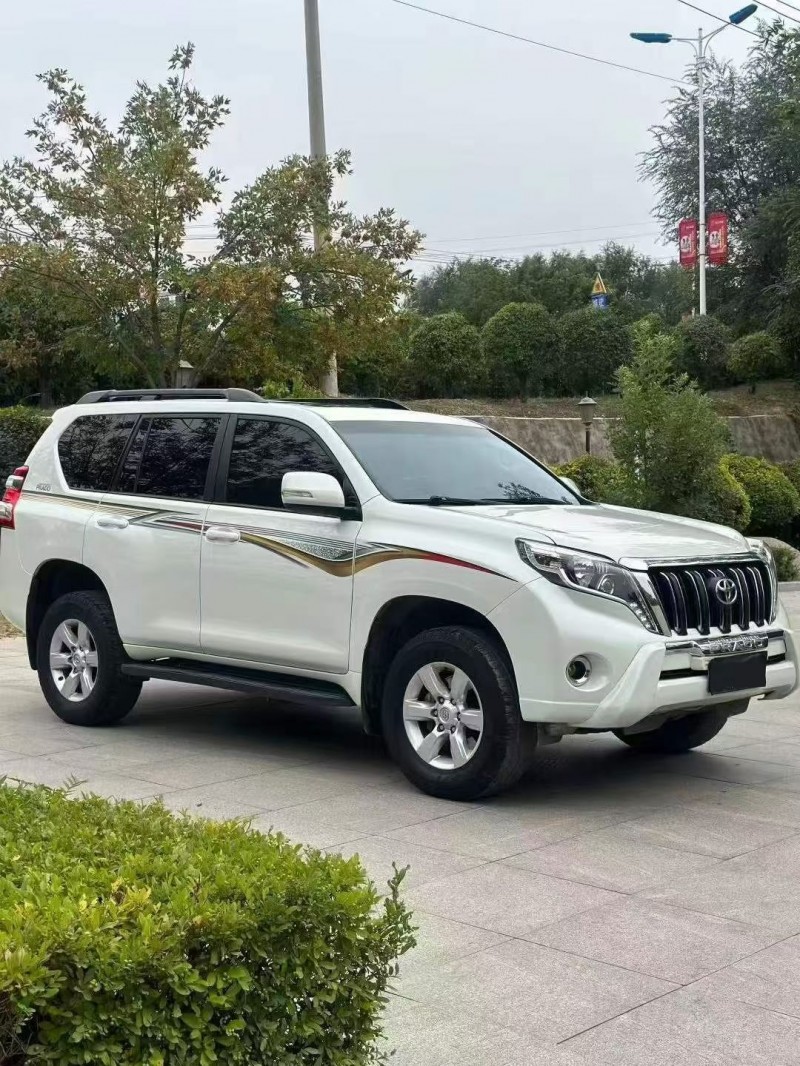 忻州17年丰田普拉多2