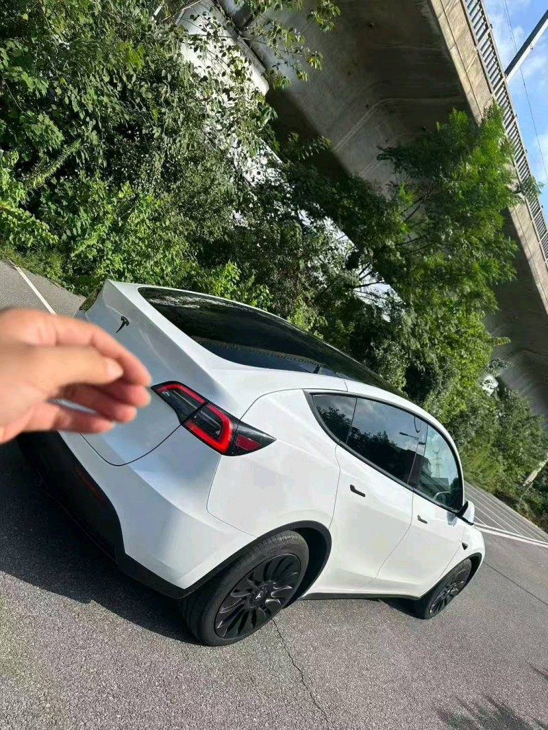 常德23年特斯拉MODEL Y8