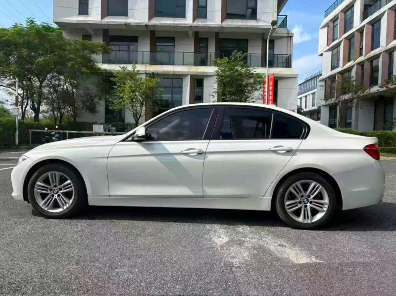 广州17年宝马3系3