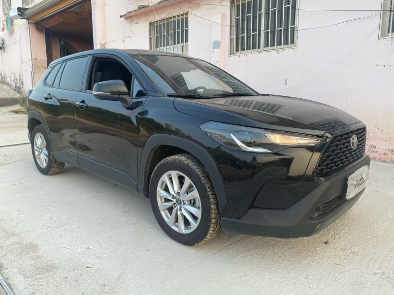 青岛24年丰田锐放2