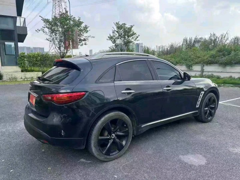 广州11年英菲尼迪FX354