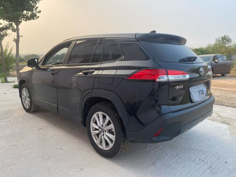 青岛24年丰田锐放8