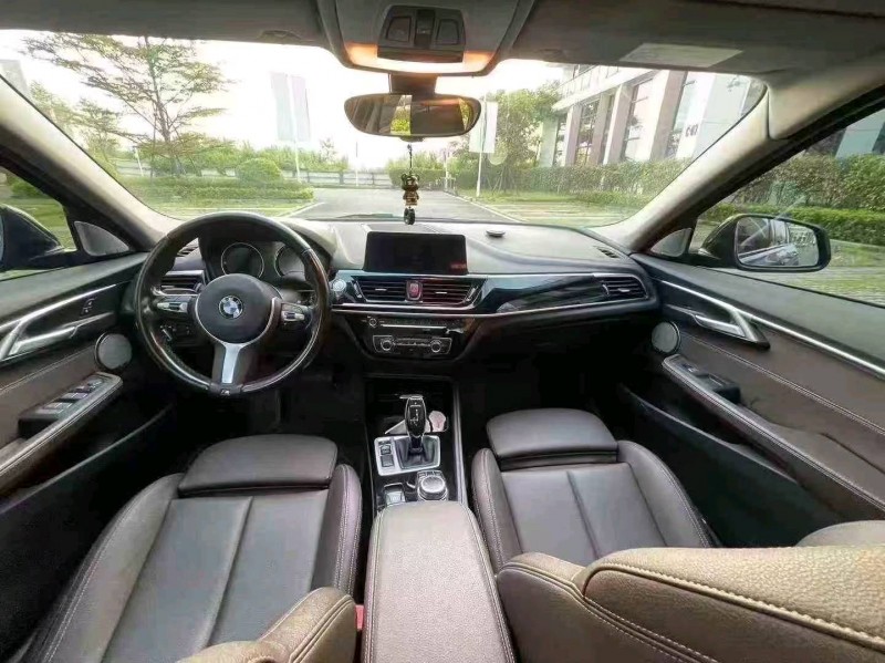 广州20年宝马1系5