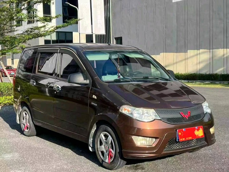 广州17年五菱汽车宏光3