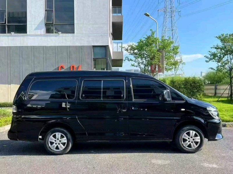 广州22年东风菱智6