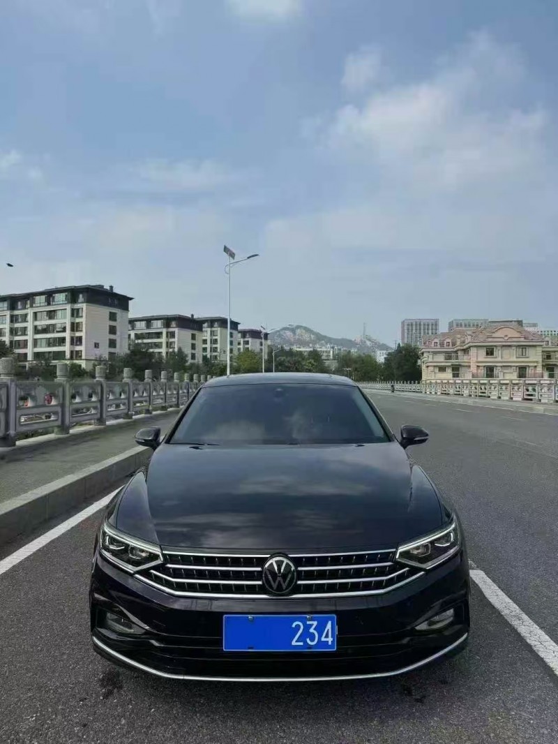 青岛23年大众迈腾1