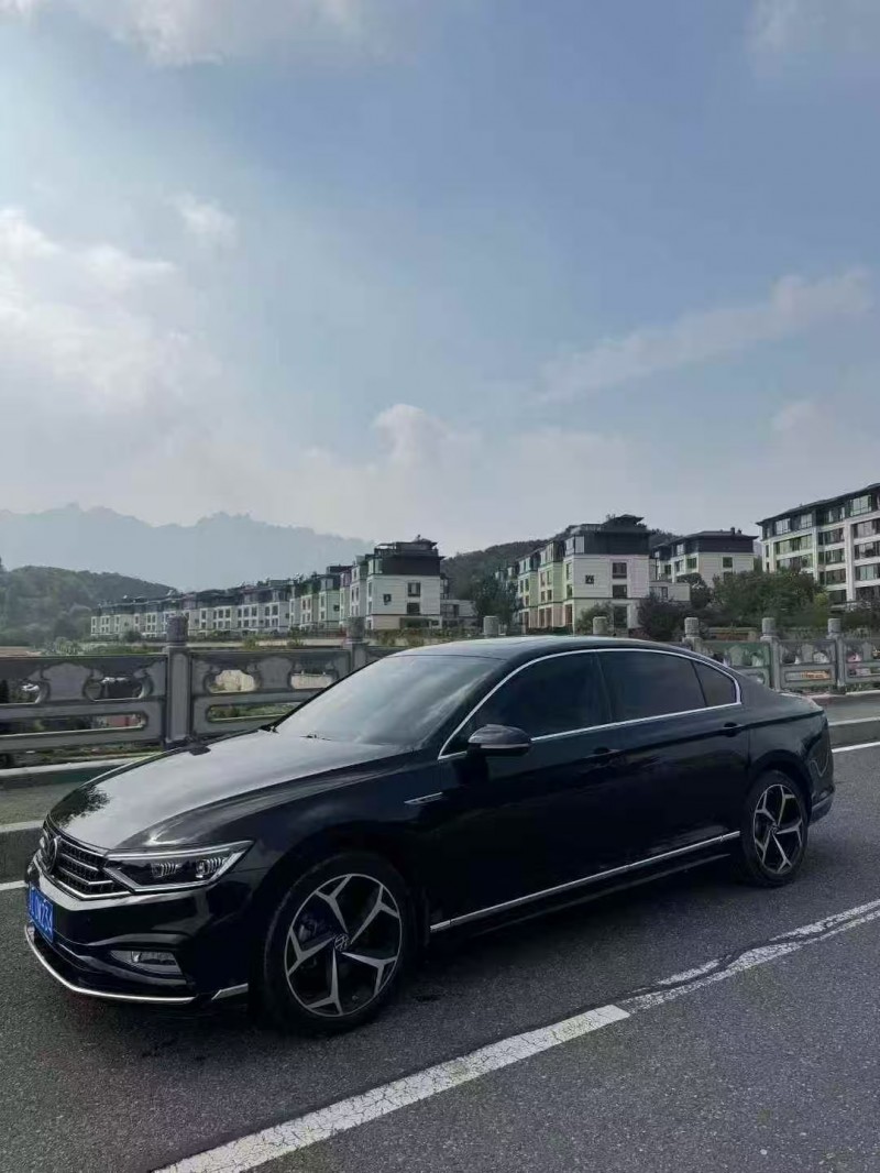 青岛23年大众迈腾3