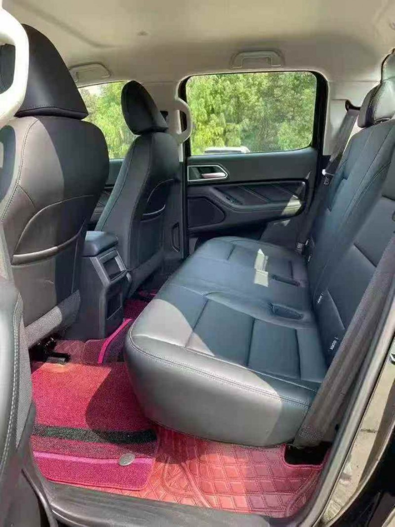 襄阳25年长城汽车炮 皮卡7