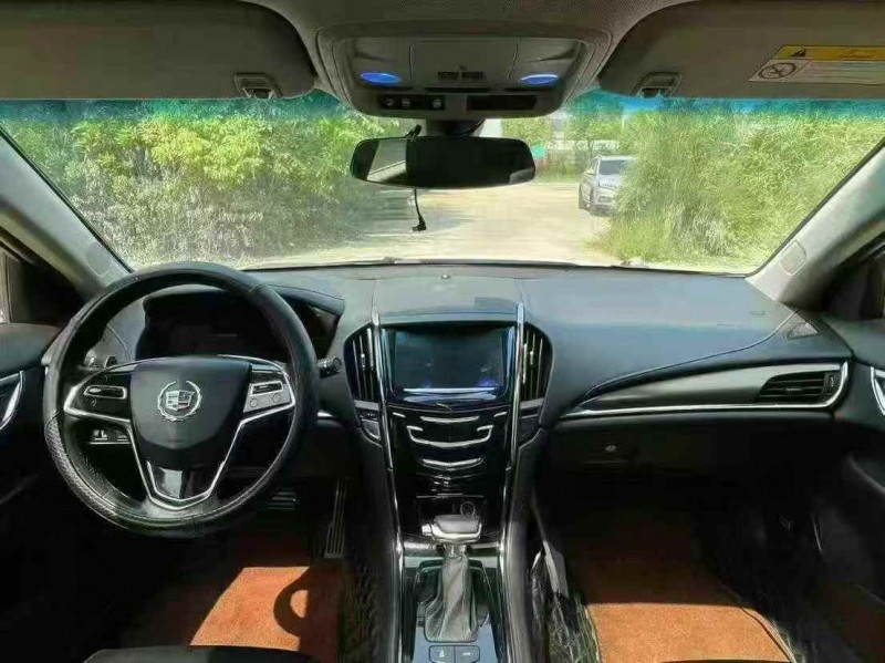 襄阳15年凯迪拉克ATS-L8