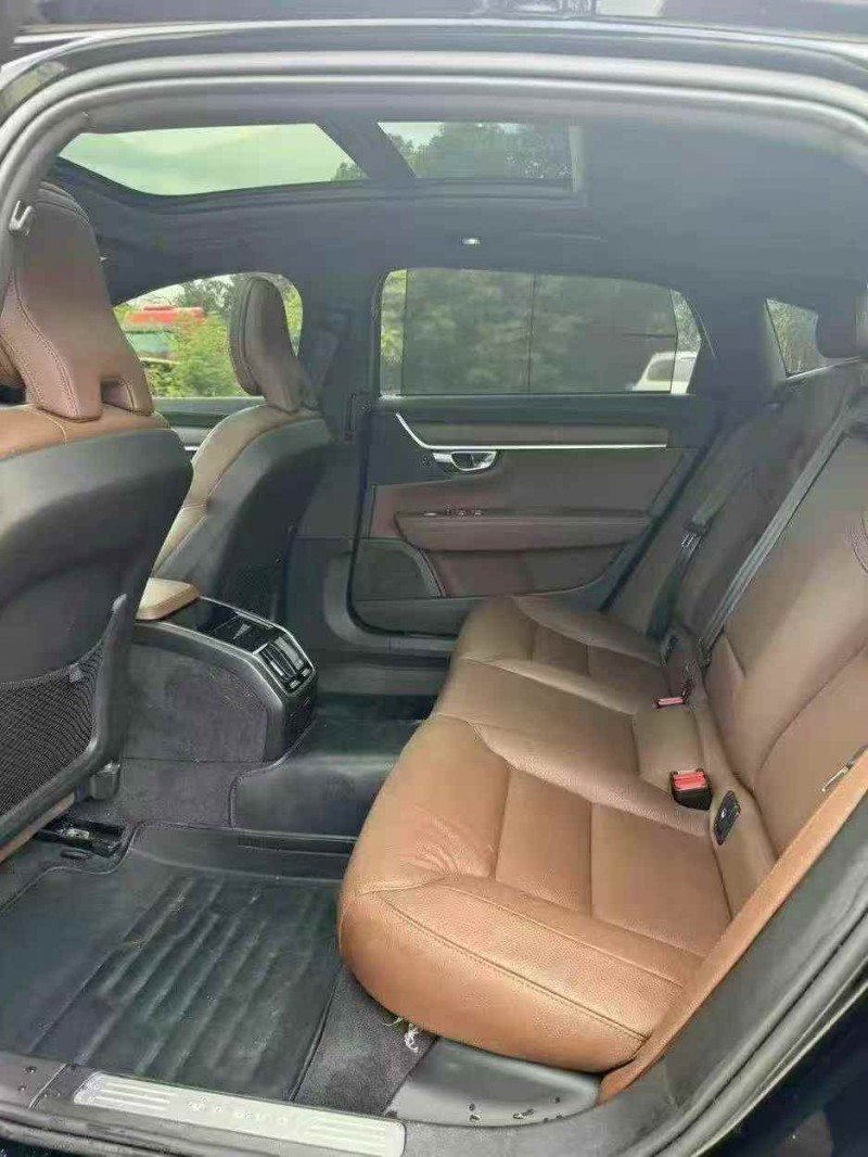 襄阳23年沃尔沃S904