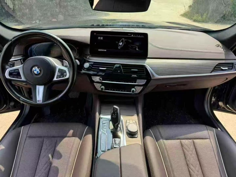 襄阳22年宝马5系8