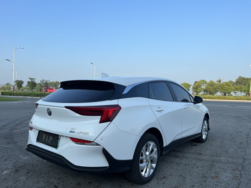 盐城24年别克微蓝8