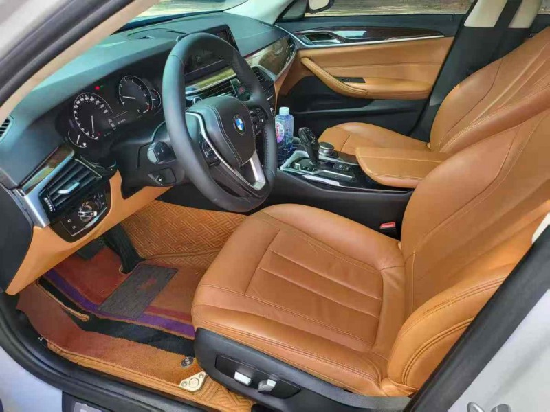 保定18年宝马5系4